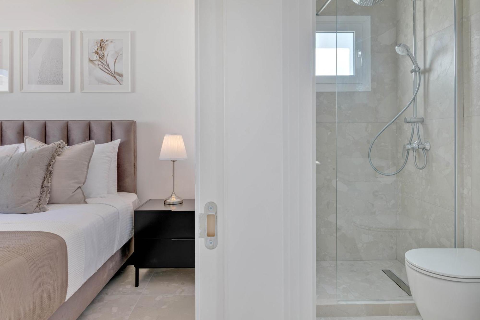 Phaedrus Living: Seaview Luxury Flat Limnaria 150 Apartment Paphos Ngoại thất bức ảnh
