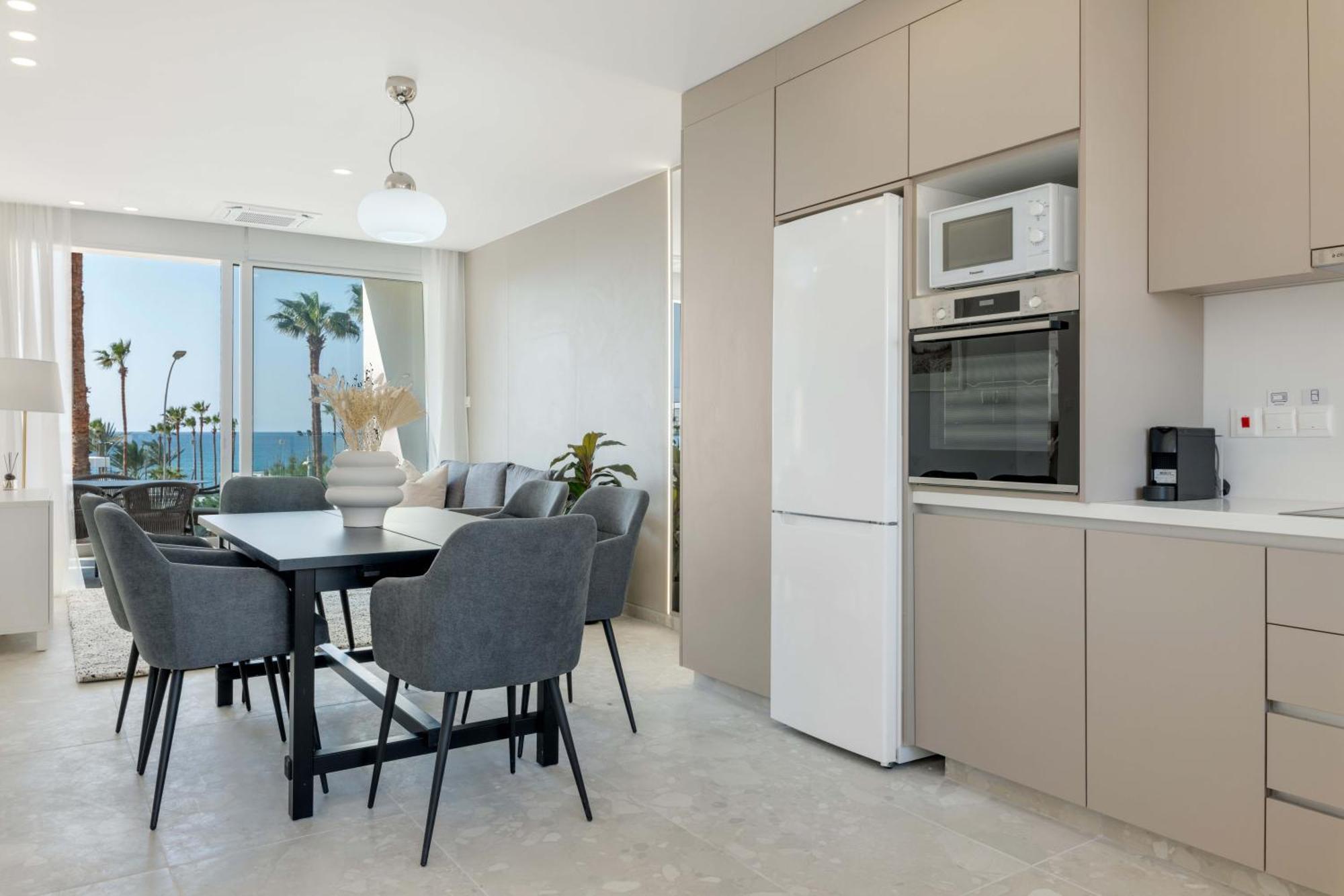 Phaedrus Living: Seaview Luxury Flat Limnaria 150 Apartment Paphos Ngoại thất bức ảnh
