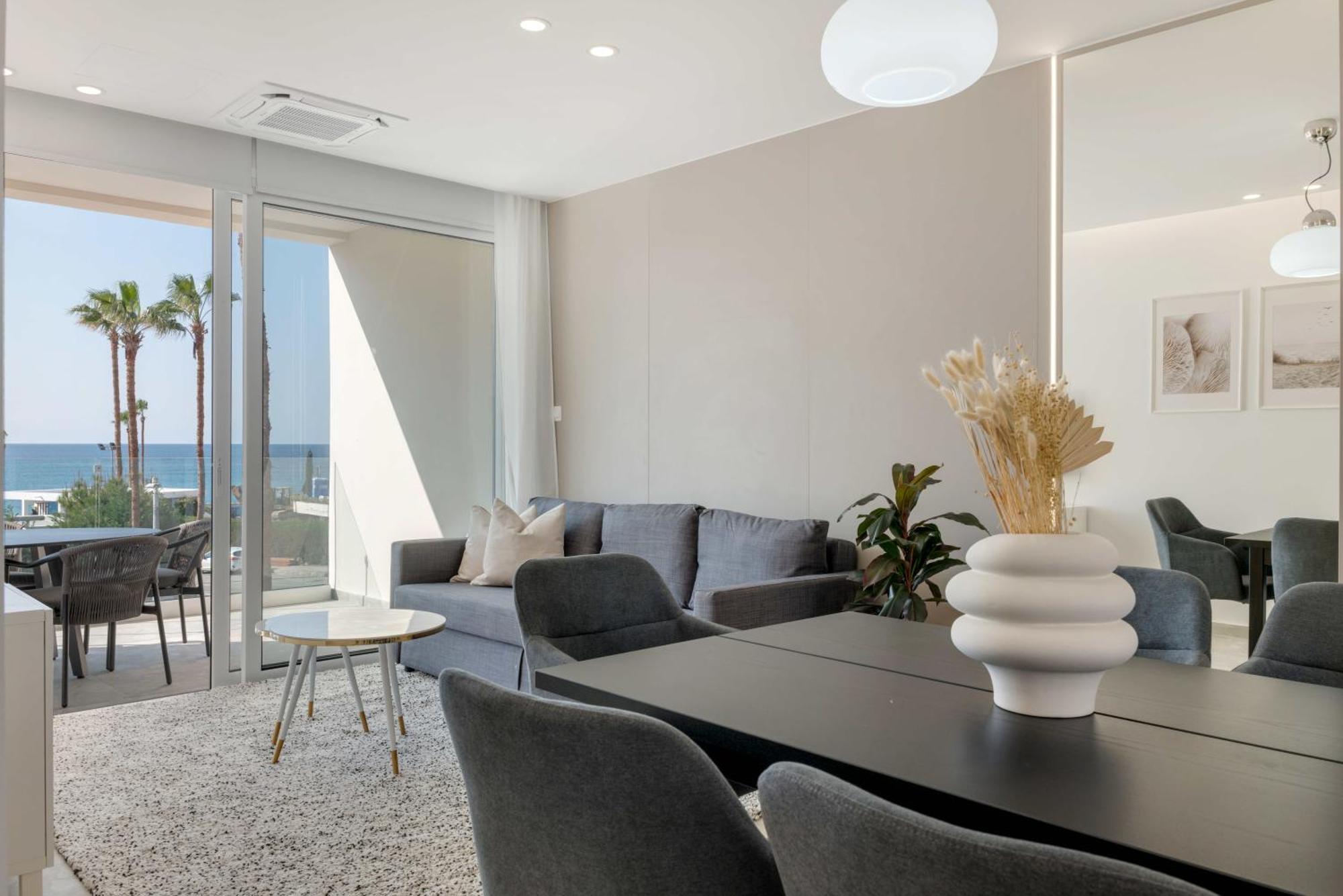 Phaedrus Living: Seaview Luxury Flat Limnaria 150 Apartment Paphos Ngoại thất bức ảnh